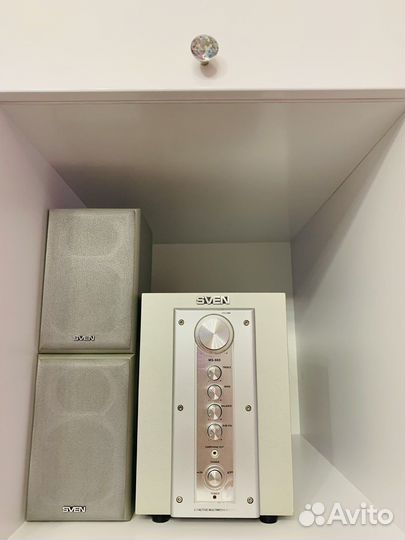 Сабвуфер и колонки sven