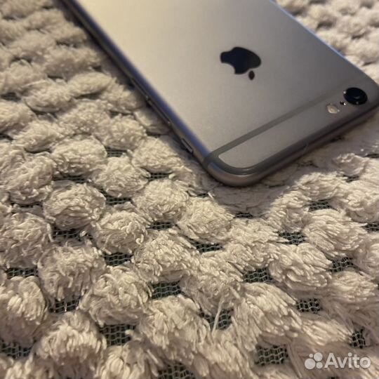 iPhone 6S, 32 ГБ