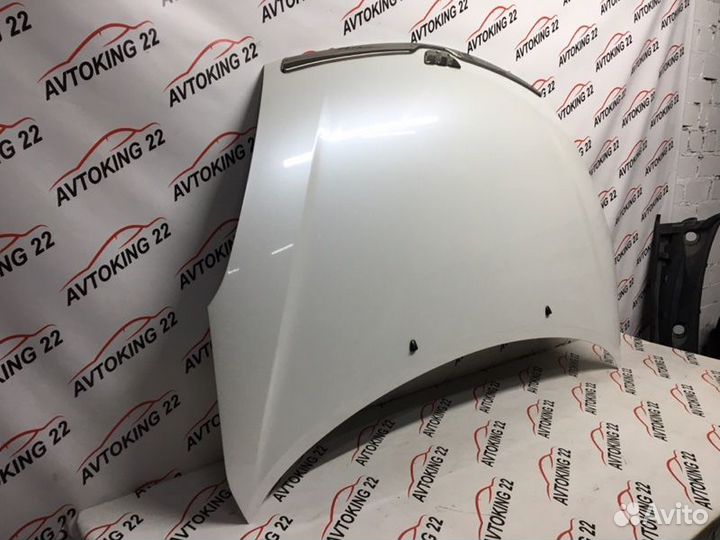 Капот Toyota Wish ZNE10 1ZZ-FE 2004