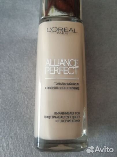 Крем тональный L'Oreal