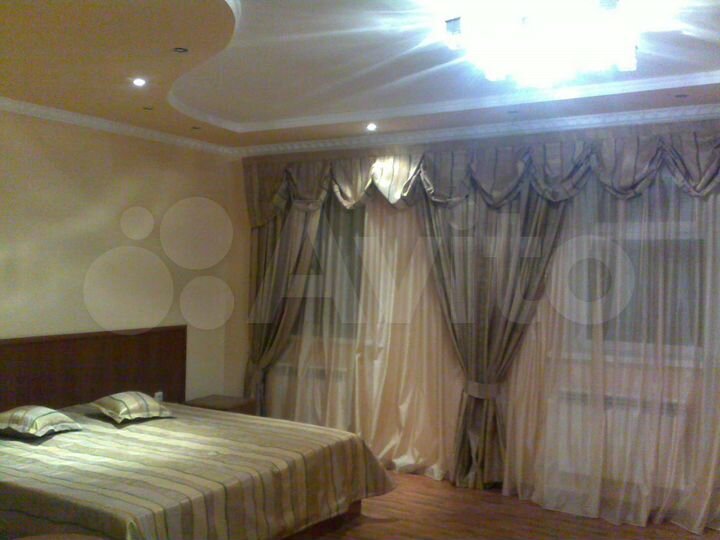 Гостиница, 2000 м²