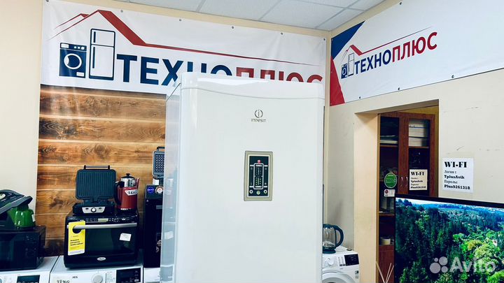 Холодильник Indesi