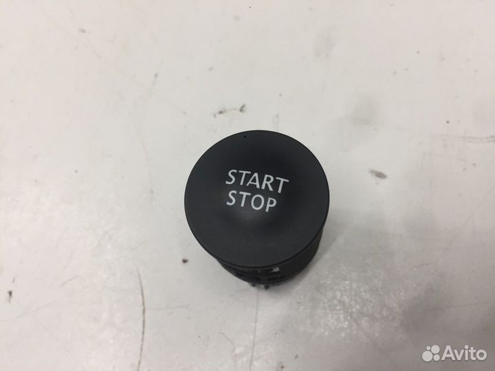 Кнопка запуска двигателя (Renault Captur)