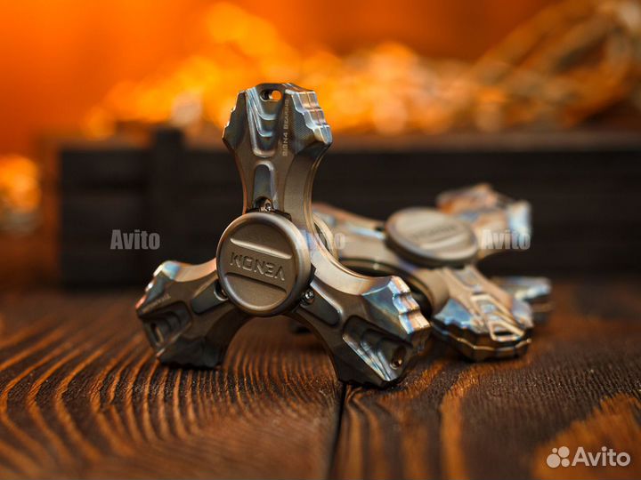 Спиннер Venom от Кевин Джон