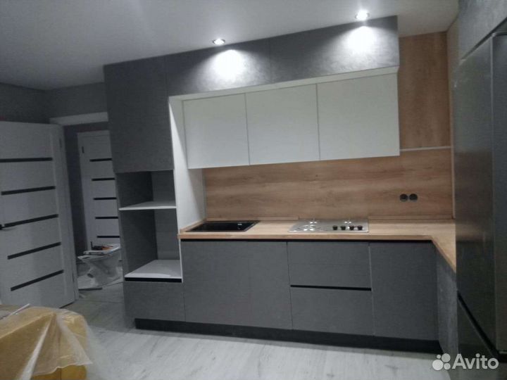 Кухонный гарнитур, монтаж в подарок