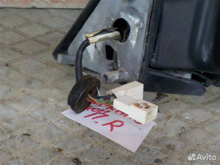 Зеркало правое LADA Priora седан 21126 2008
