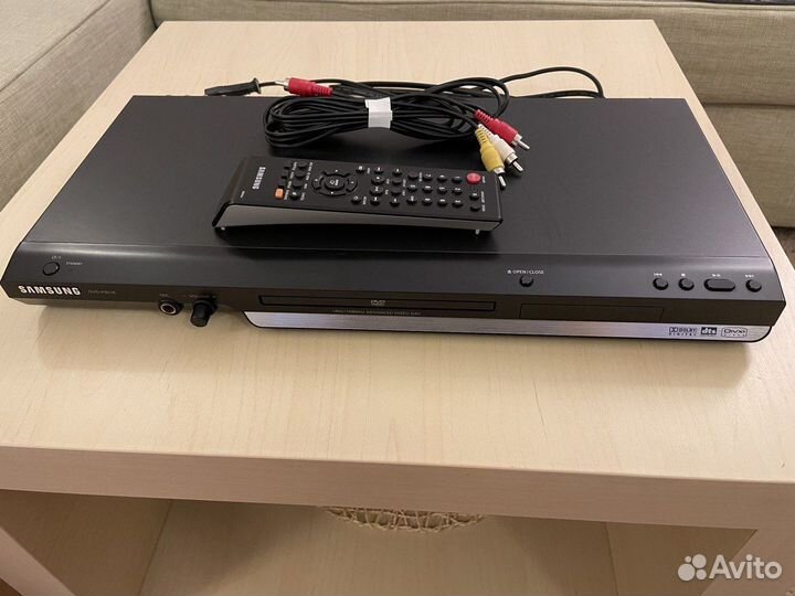 DVD-плеер Samsung DVD-P361K с караоке