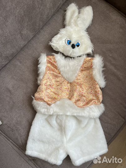Новогодний костюм зайчика