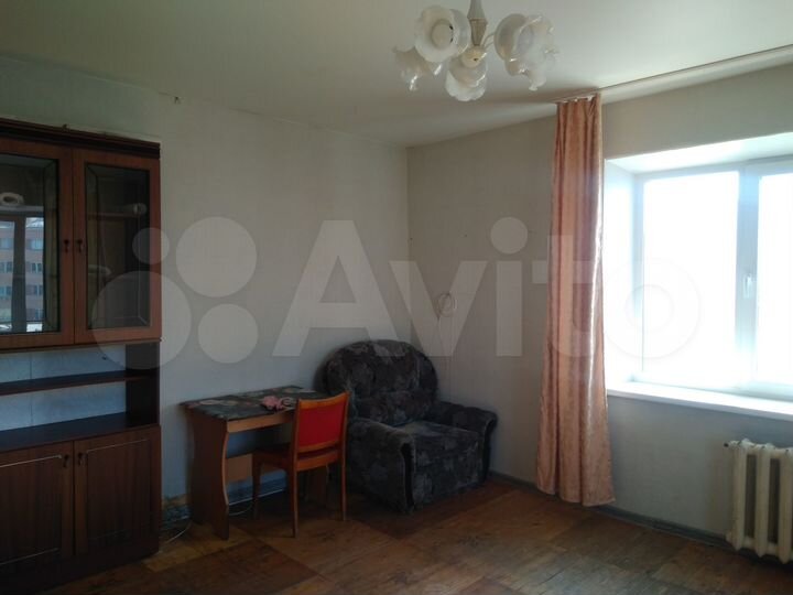 Комната 21 м² в 3-к., 4/4 эт.