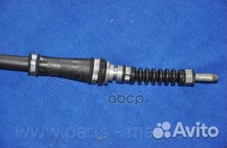 Трос стояночного тормоза зад прав PTA524 Pa