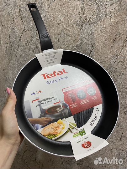 Сковорода tefal 28см