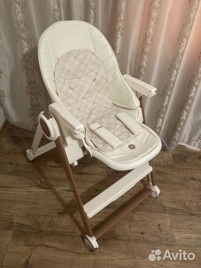 Стульчик для кормления Happy baby