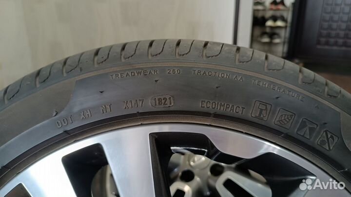 Литые диски R17 4x100 ET43, летние шины Pirelli