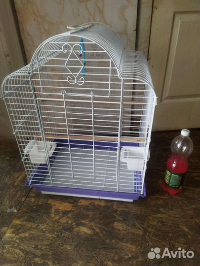 Клетка для крупного попугая