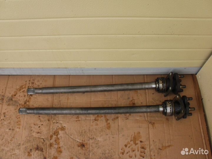 Киа Спортедж 1- полуоси заднего моста