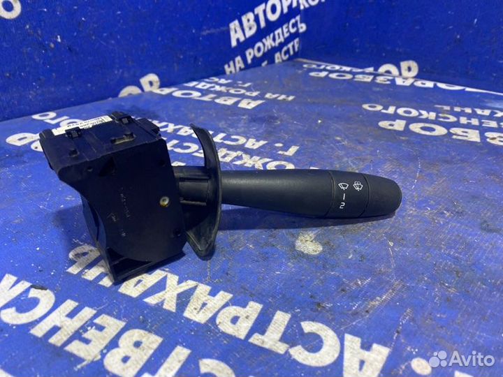 Переключатель дворников Renault Logan 1 седан 2012