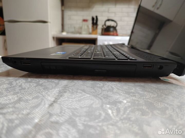 Ноутбук lenovo
