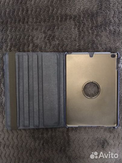 Чехолы для iPad поворотные