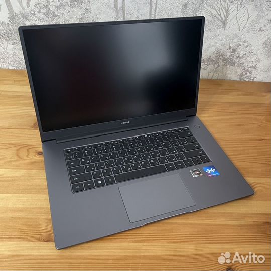 Ноутбук Honor MagicBook 15 R5 8+512 Гб