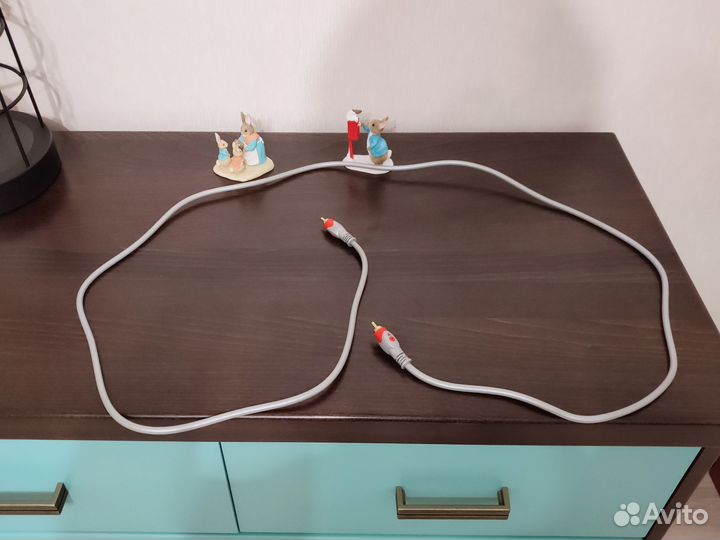 Сабвуферный 1.8 м кабель RCA