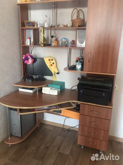 Компьютерный стол