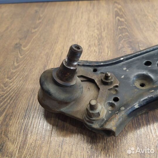 Рычаг передний левый Skoda Fabia универсал 1 2007