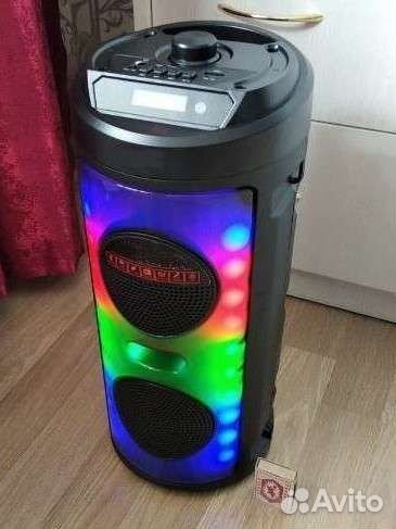 Блютуз колонка с микрофоном