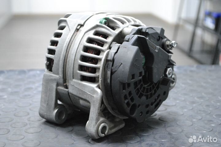 Генератор Opel Vectra C, Astra G 2.2 DTi б/у 140А