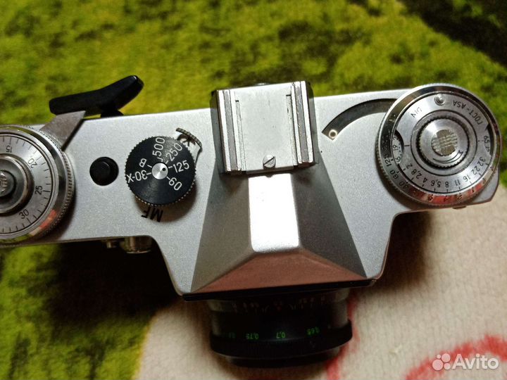 Пленочный фотоаппарат