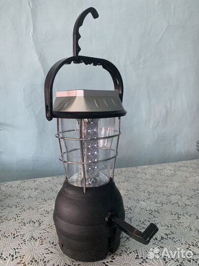 Фонарь на солнечной батарее