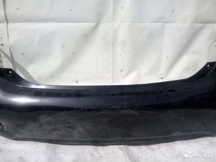 Бампер задний Toyota Corolla 150 до рест