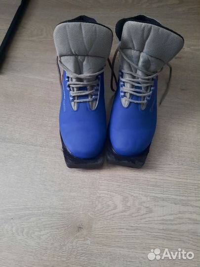 Лыжные ботинки