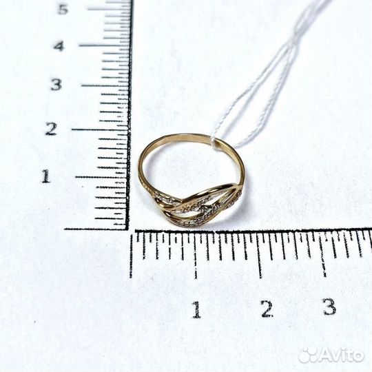 Золотое кольцо с фианитом 16р