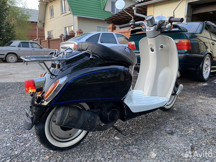 Honda giorno crea dio af18