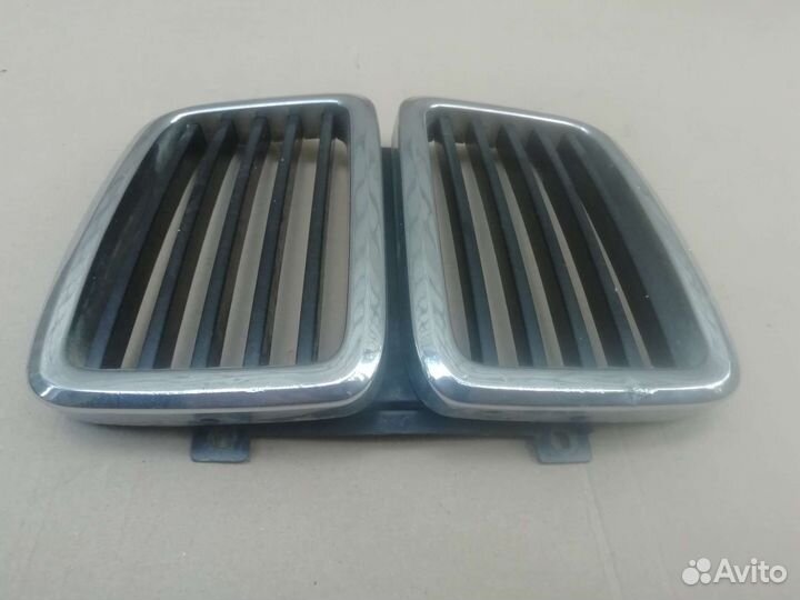 BMW E-28 Решётка (ноздри)