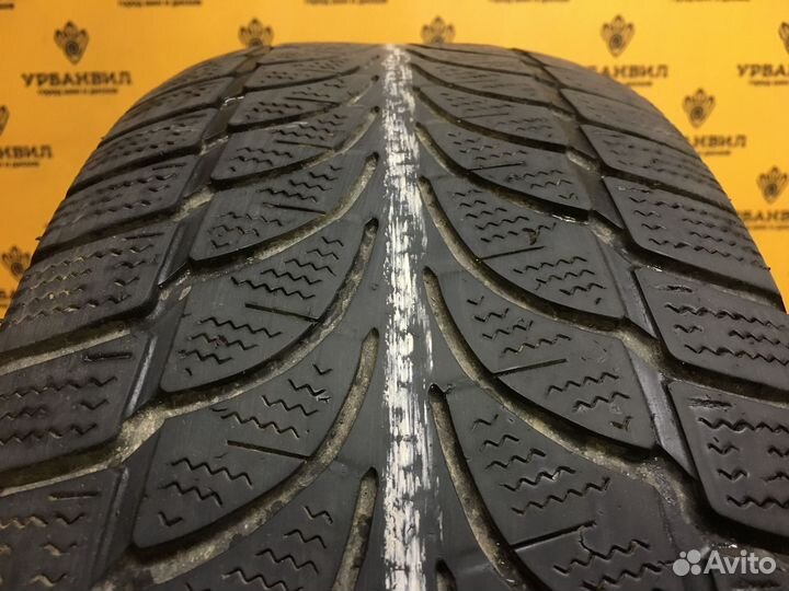 Bridgestone Blizzak LM-80 Evo 235/65 R17 104H