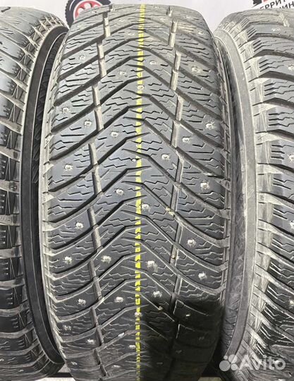 Yokohama Ice Guard IG65 215/60 R16 99S