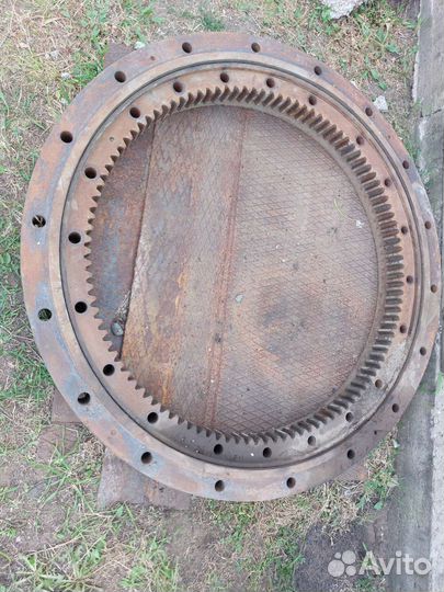 Поворотный Круг Кран 25т