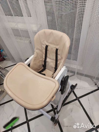 Стул для кормления Carrelo