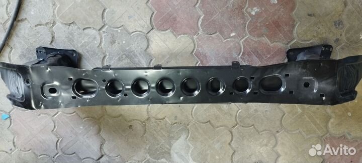 Передний усилитель фокус 3