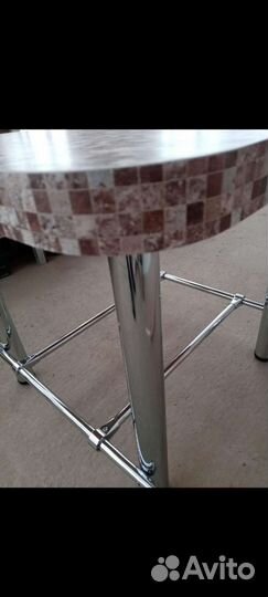 Кухонный стол