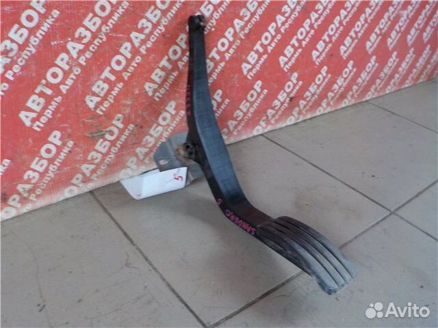 Педаль газа Renault Sandero BS12 K7JA710 2010