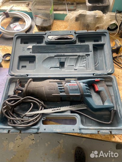 Продам сабельную пилу bosch gsa 1300