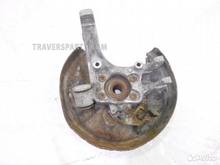 Кулак задний левый 4E0505435C