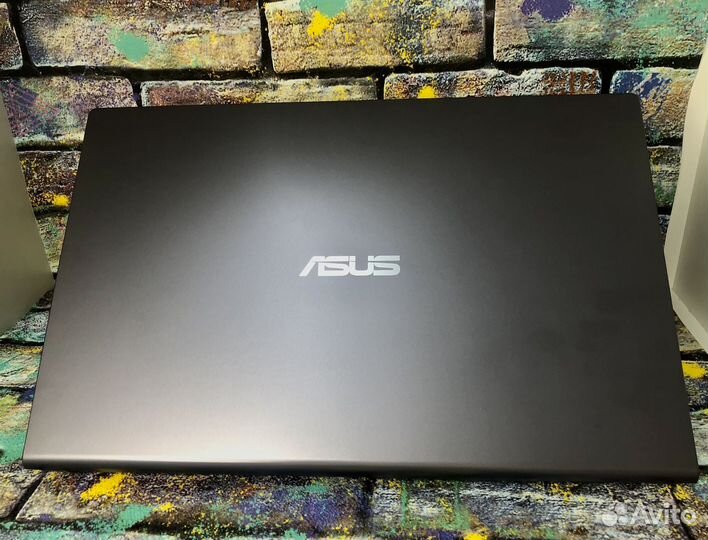 Шустрый Asus X515ja Core i3-10g/8/256SSD/15.6/Fhd