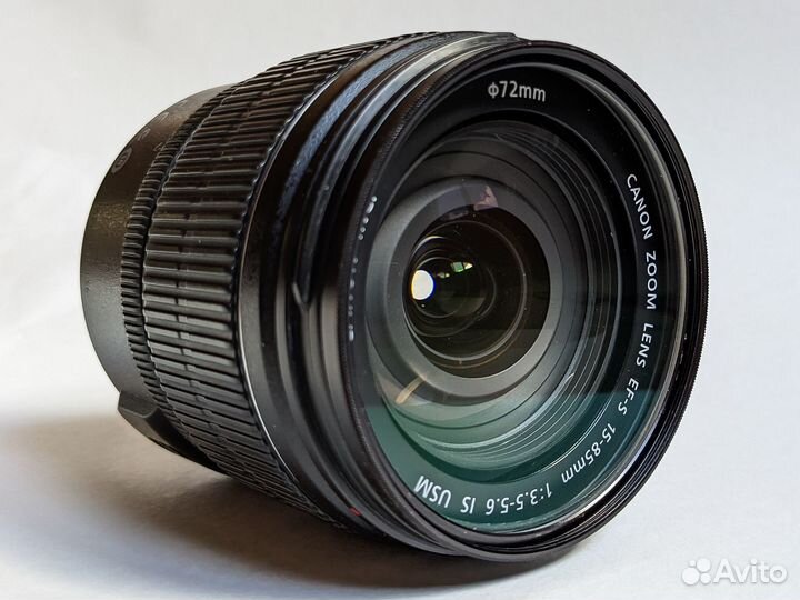 Фотоаппарат зеркальный Canon 200d и объективы