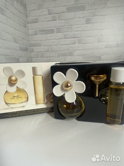 Marc jacobs Daisy Набор 20 мл + 15 мл