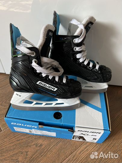 Хоккейные коньки bauer X-LP Y10