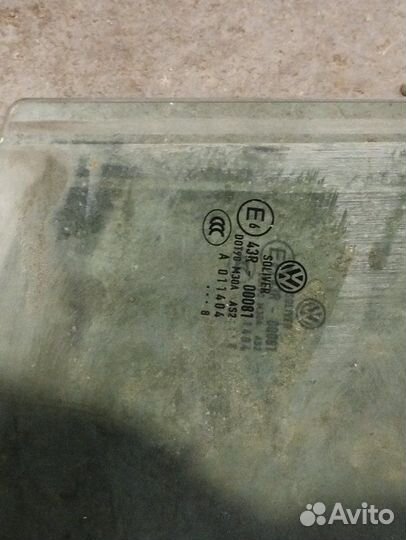 Стекло двери заднее правое Volkswagen Passat B6