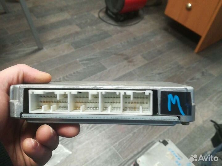 Блок EFI Mazda B3 DW3W 2797001673